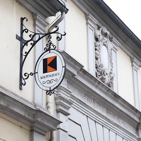 Kolping Hostel Trier Im Warsberger Hof المظهر الخارجي الصورة