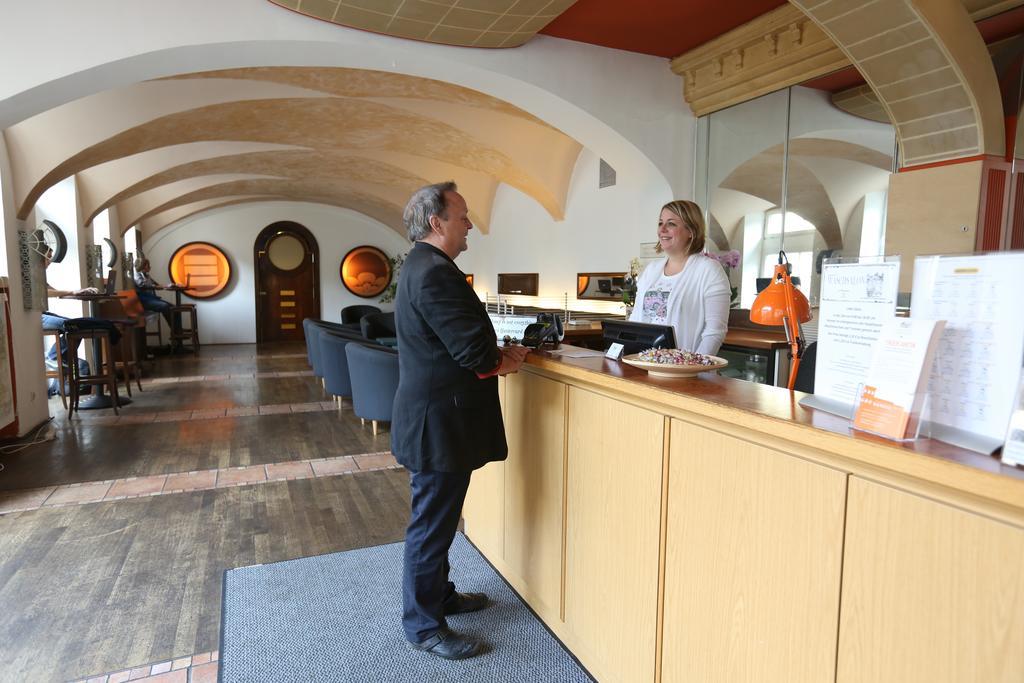 Kolping Hostel Trier Im Warsberger Hof المظهر الخارجي الصورة