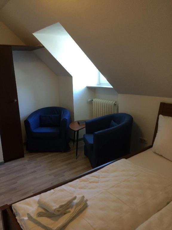 Kolping Hostel Trier Im Warsberger Hof الغرفة الصورة